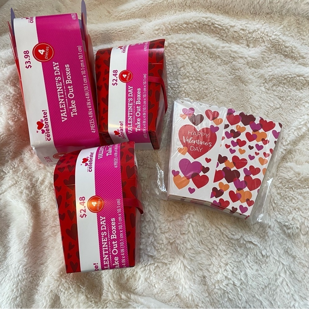 Way to Celebrate Red Heart Gift Boxes‎ and Popcorn Boxes